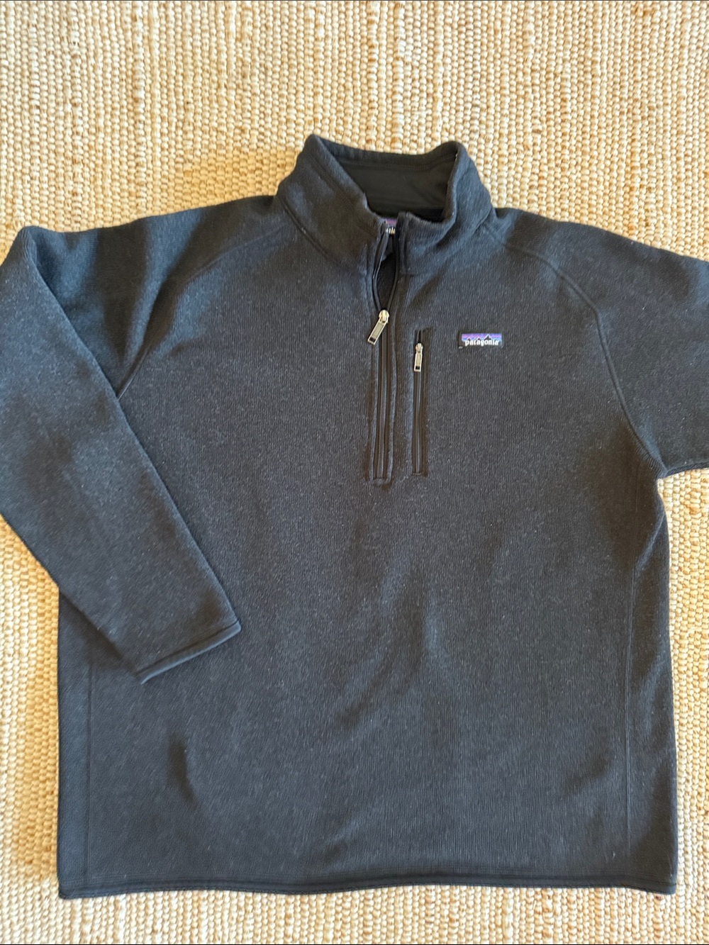 Patagonia Men's Black Half-Zip Fleece Pullover